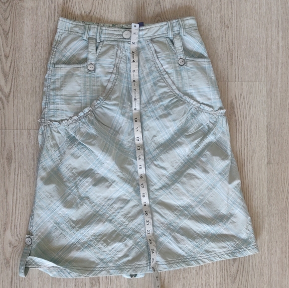 Green Skirt, made in Germany 🦋 - Picture 9 of 10